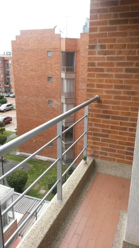 Apartamento en arriendo Cundinamarca Bogotá Mazurén 59 m2 Habitaciones 2 Baños 2 Garajes 2 Precio $2700000