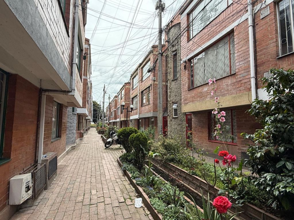 Apartamento en venta Cundinamarca Bogotá Rincón De Santa Ines 52 m2 Habitaciones 3 Baños 1 Garajes 0 Precio $225000000