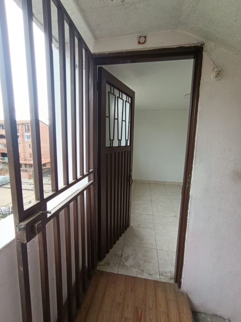 Apartamento en arriendo Valle Del Cauca Cali Br Los Alcazares 55 m2 Habitaciones 3 Baños 1 Garajes 0 Precio $800000