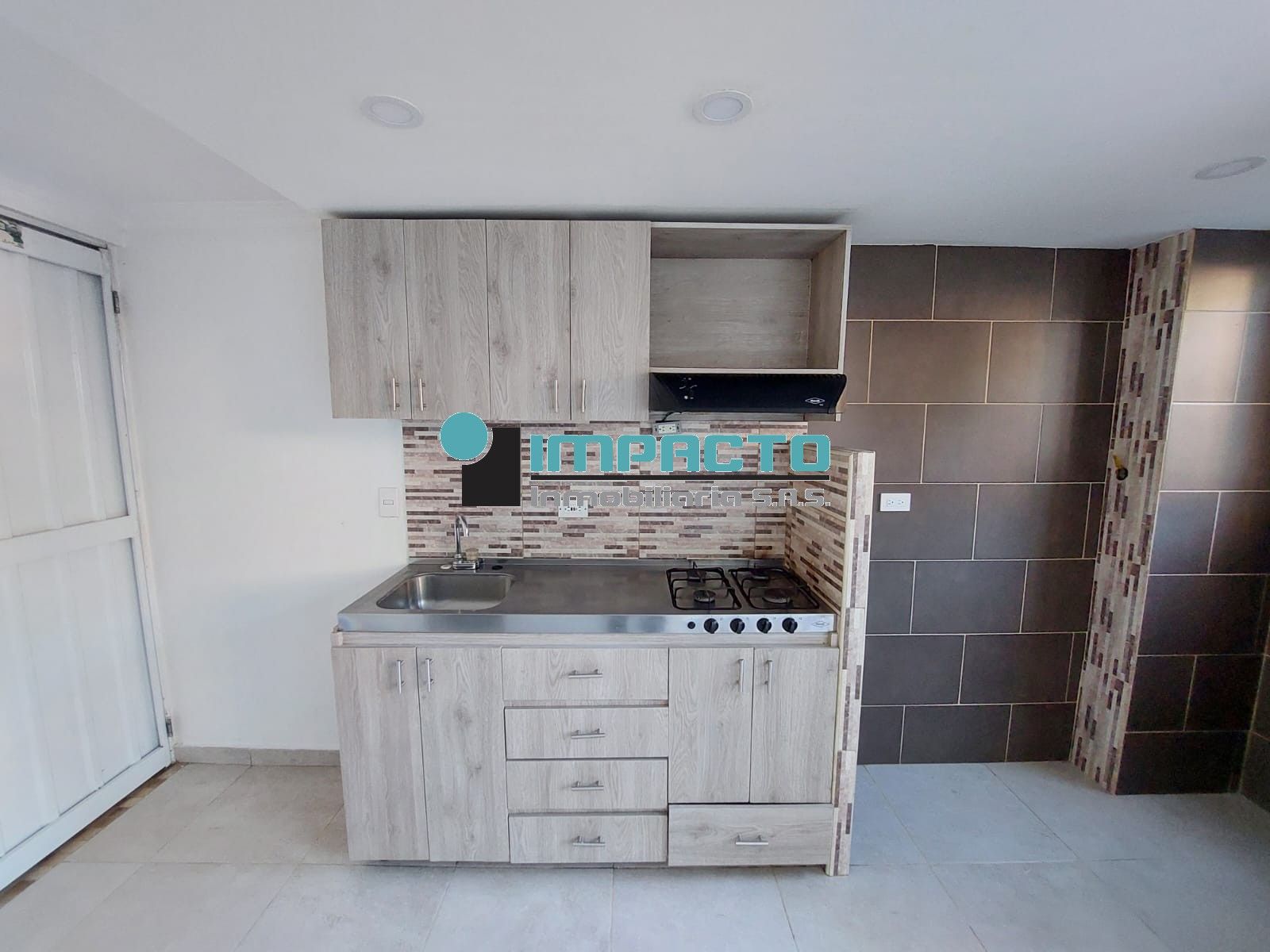 Apartamento en arriendo Antioquia Medellín Aures No 1 50 m2 Habitaciones 2 Baños 1 Garajes 0 Precio $1450000