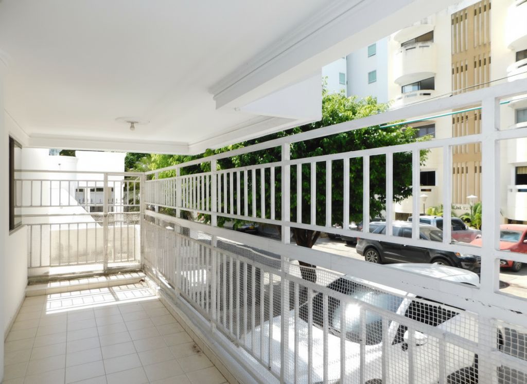 Apartamento en arriendo Bolívar Cartagena Manga 124 m2 Habitaciones 3 Baños 2 Garajes 1 Precio $3200000