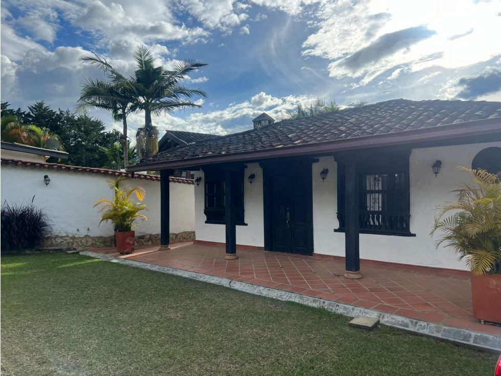 Casa Campestre en venta Antioquia Rionegro Rionegro 200 m2 Habitaciones 3 Baños 3 Garajes 6 Precio $1450000000