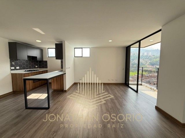 Apartamento en arriendo Antioquia Envigado Las Vegas 68 m2 Habitaciones 2 Baños 2 Garajes 1 Precio $3100000