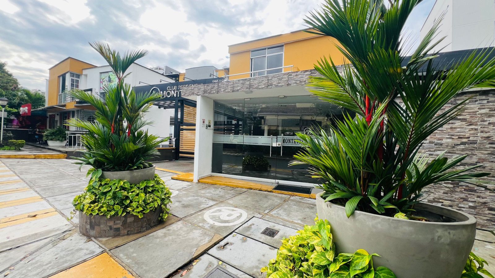 Apartamento en venta Santander Floridablanca Br Versalles Campestre 62 m2 Habitaciones 3 Baños 2 Garajes 1 Precio $255000000