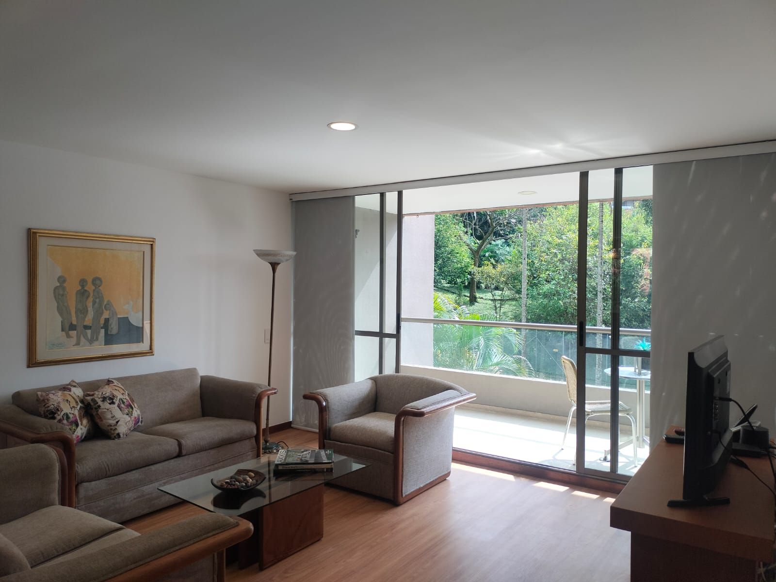 Apartamento en arriendo Antioquia Medellín Los Balsos No 2 125 m2 Habitaciones 3 Baños 2 Garajes 2 Precio $6450000