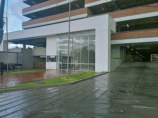 Apartamento en arriendo Cundinamarca Bogotá Ub Arboral 100 m2 Habitaciones 3 Baños 2 Garajes 0 Precio $2400000