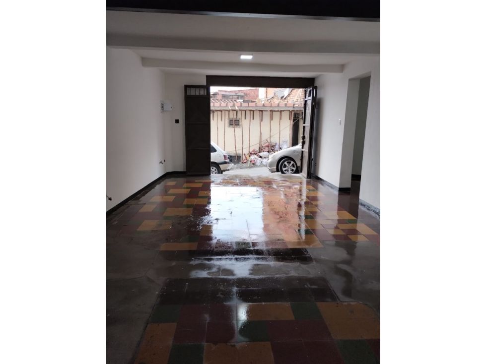 Bodega en venta Antioquia Medellín Medellín 82 m2 Habitaciones 0 Baños 1 Garajes 0 Precio $235000000