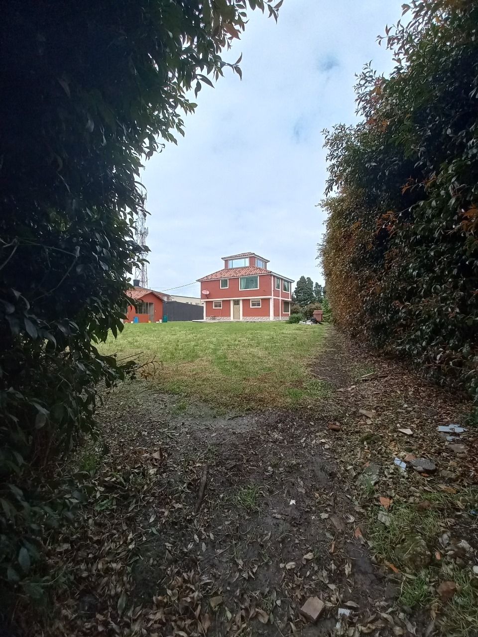 Casa Campestre en arriendo o venta Cundinamarca Tocancipá Altamorada 120 m2 Habitaciones 4 Baños 2 Garajes 2 Precio venta $900000000 Precio arriendo $3000000