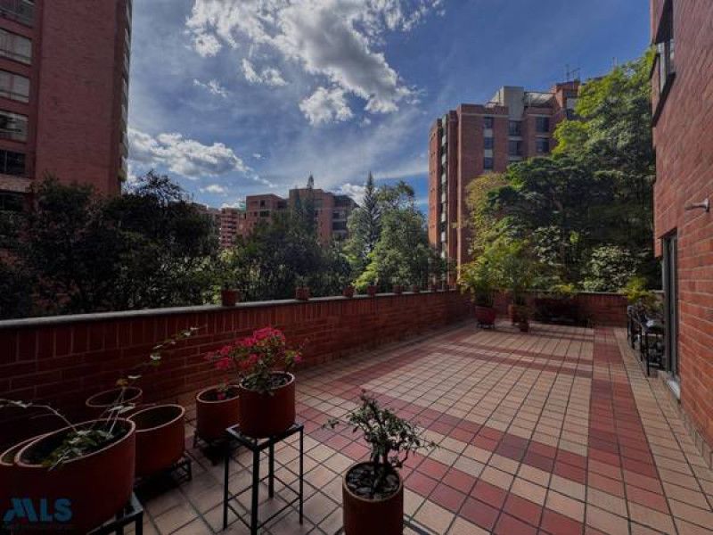 Apartamento en venta Antioquia Medellín La Florida 265 m2 Habitaciones 3 Baños 3 Garajes 1 Precio $1300000000