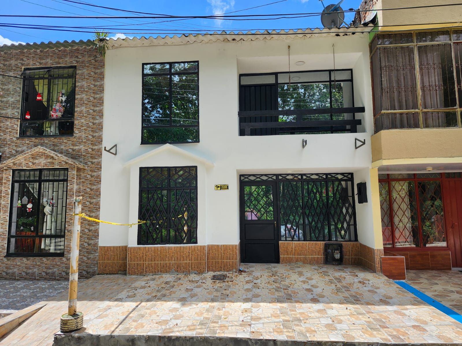 Casa en arriendo o venta Tolima Ibagué Canaveral Iii 100 m2 Habitaciones 3 Baños 2 Garajes 0 Precio venta $250000000 Precio arriendo $1400000