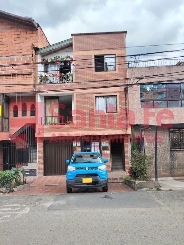 Apartamento en arriendo Antioquia Medellín Villa Hermosa 80 m2 Habitaciones 3 Baños 1 Garajes 1 Precio $2200000