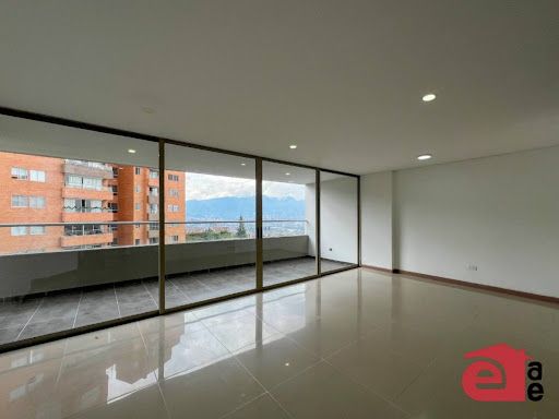 Apartamento en venta Antioquia Envigado El Esmeraldal 88 m2 Habitaciones 2 Baños 2 Garajes 2 Precio $790000000