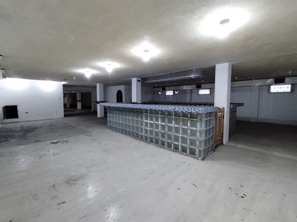 Local en arriendo Cundinamarca Bogotá Chapinero Central 450 m2 Habitaciones 0 Baños 3 Garajes 0 Precio $25000000