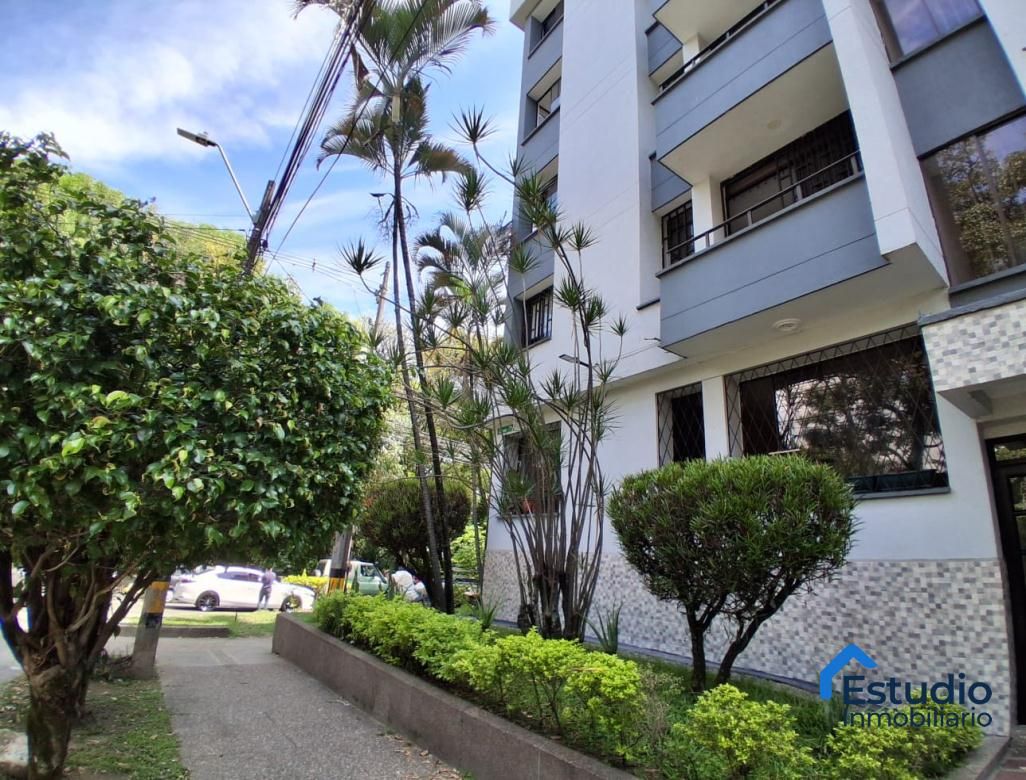 Apartamento en arriendo Antioquia Medellín Florida Nueva 95 m2 Habitaciones 3 Baños 3 Garajes 1 Precio $3100000