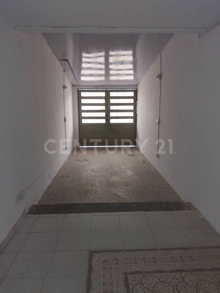 Local en arriendo Cundinamarca Bogotá Ub Castilla La Nueva 25 m2 Habitaciones 0 Baños 1 Garajes 0 Precio $2500000