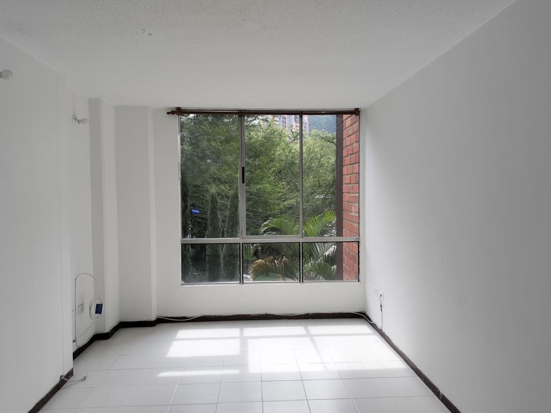 Apartamento en arriendo Antioquia Medellín San Diego 58 m2 Habitaciones 2 Baños 2 Garajes 1 Precio $2550000