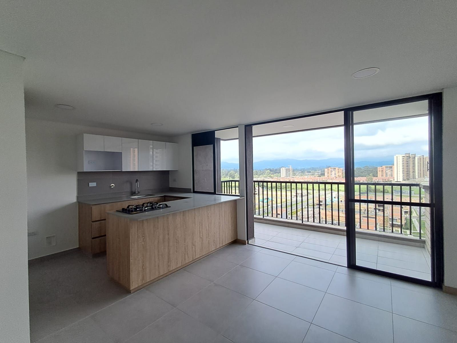 Apartamento en arriendo Antioquia Rionegro San Antonio 66 m2 Habitaciones 2 Baños 2 Garajes 1 Precio $2700000