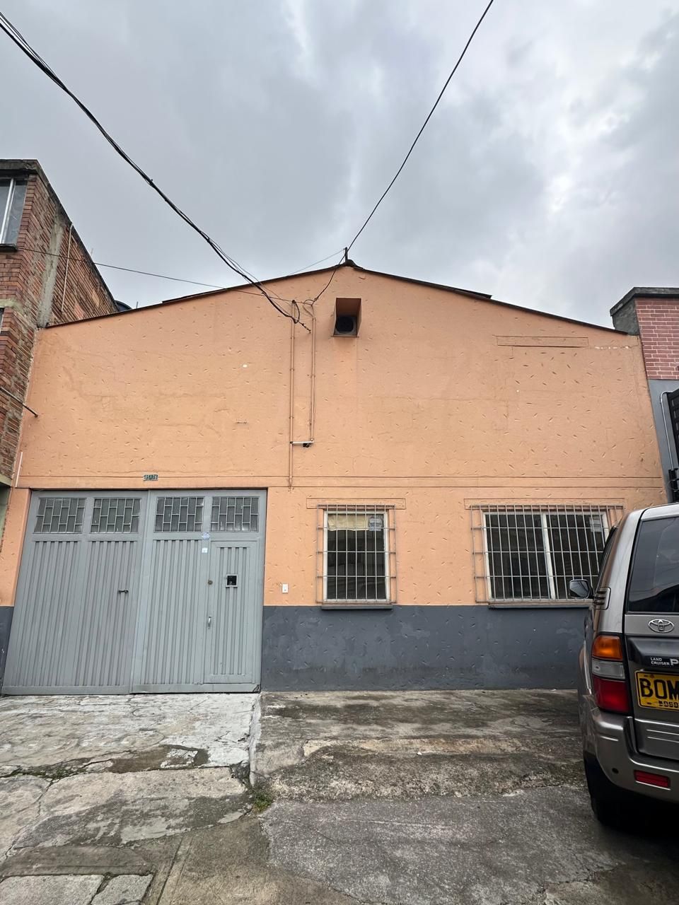 Bodega en arriendo Cundinamarca Bogotá Santa Cecilia 190 m2 Habitaciones 0 Baños 4 Garajes 3 Precio $6800000