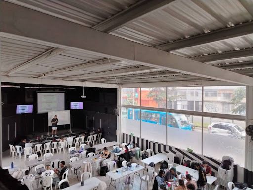 Bodega en arriendo Cundinamarca Bogotá Colombia 1000 m2 Habitaciones 0 Baños 3 Garajes 6 Precio $32000000