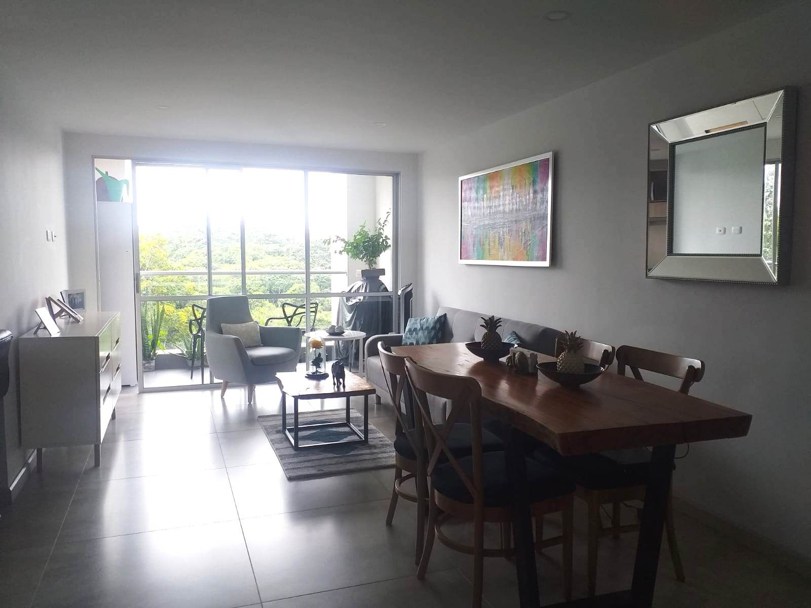 Apartamento en arriendo Risaralda Pereira La Julita 94 m2 Habitaciones 3 Baños 2 Garajes 1 Precio $5000000