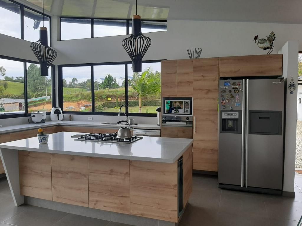 Finca en venta Antioquia El Carmen De Viboral Vereda Cristo Rey 280 m2 Habitaciones 3 Baños 4 Garajes 4 Precio $1600000000