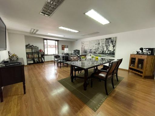 Oficina en arriendo Antioquia Medellín La Candelaria 112 m2 Habitaciones 0 Baños 2 Garajes 2 Precio $8000000