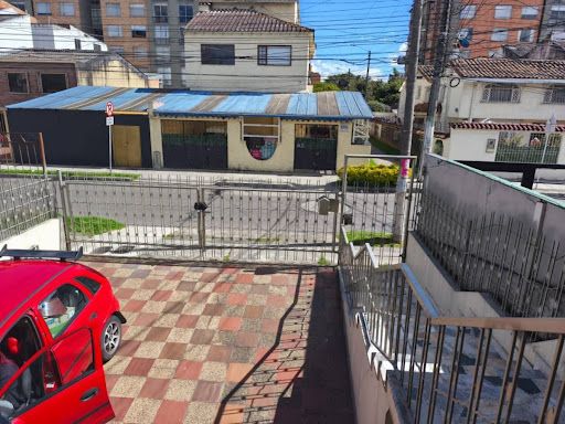 Apartamento en arriendo Cundinamarca Bogotá Modelia Occidental 160 m2 Habitaciones 3 Baños 4 Garajes 1 Precio $3300000