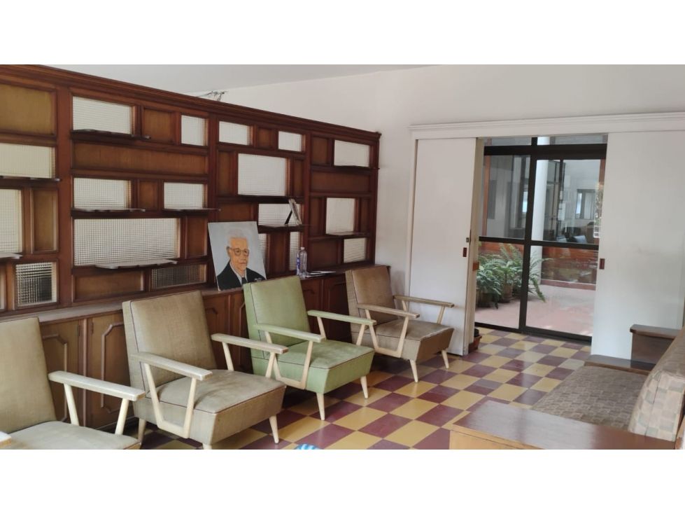 Casa en venta Antioquia Envigado Zona Centro 540 m2 Habitaciones 12 Baños 5 Garajes 0 Precio $3300000000