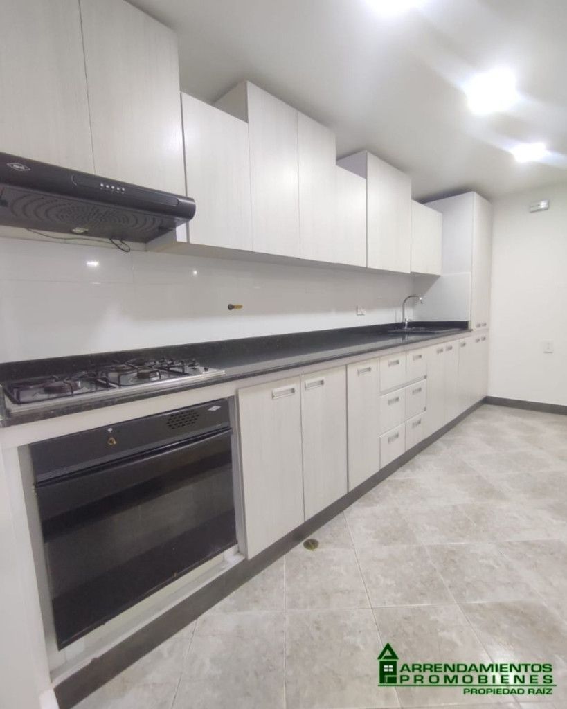 Apartamento en arriendo Antioquia Medellín Santa Maria De Los Angeles 140 m2 Habitaciones 3 Baños 2 Garajes 1 Precio $4800000