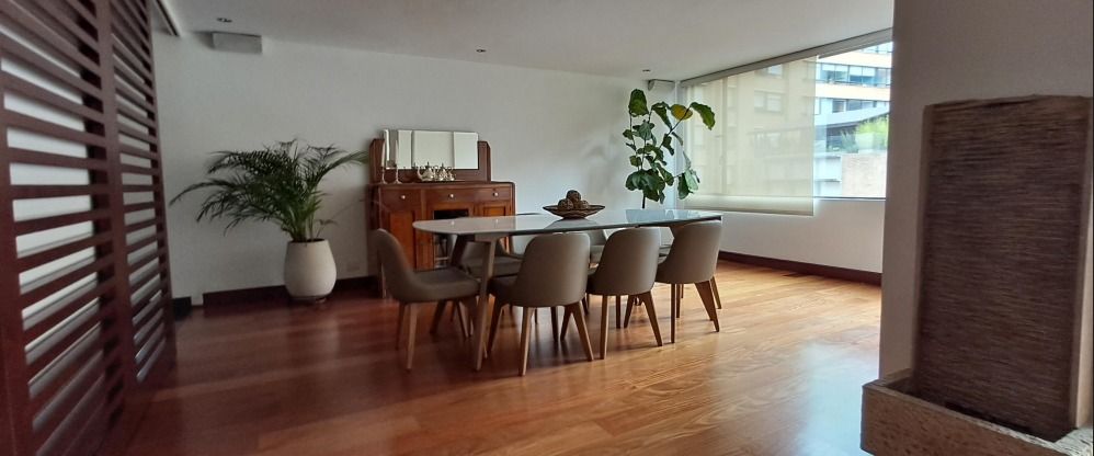 Apartamento en arriendo Cundinamarca Bogotá Chico 240 m2 Habitaciones 3 Baños 3 Garajes 2 Precio $16000000