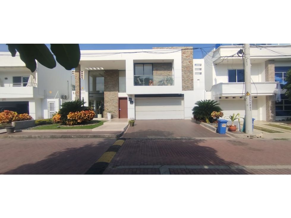 Casa en arriendo Atlántico Puerto Colombia Cr Lagomar 420 m2 Habitaciones 4 Baños 6 Garajes 2 Precio $15800000