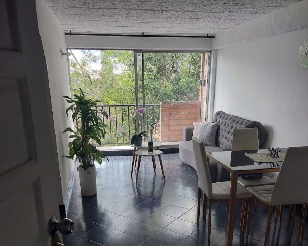 Apartamento en venta Antioquia Medellín Loma De Los Bernal 64 m2 Habitaciones 3 Baños 2 Garajes 0 Precio $320000000