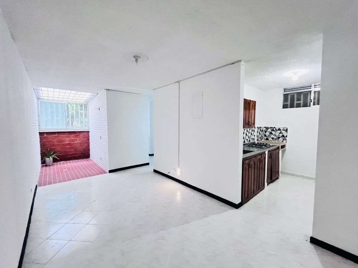 Apartamento en venta Antioquia Medellín El Rincon 57 m2 Habitaciones 3 Baños 2 Garajes 0 Precio $295000000