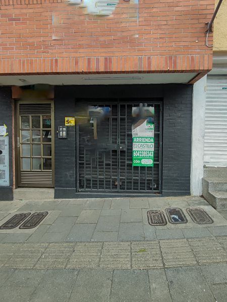 Local en arriendo Antioquia Medellín Granada 40 m2 Habitaciones 0 Baños 2 Garajes 0 Precio $3000000