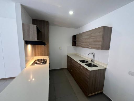Apartaestudio en arriendo Antioquia Envigado La Pradera 70 m2 Habitaciones 1 Baños 2 Garajes 1 Precio $3000000