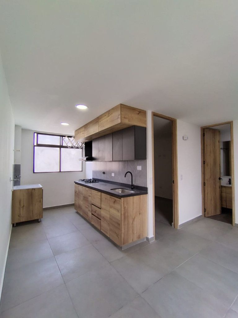 Apartamento en arriendo Antioquia Medellín Bombona No1 60 m2 Habitaciones 3 Baños 2 Garajes 0 Precio $2800000