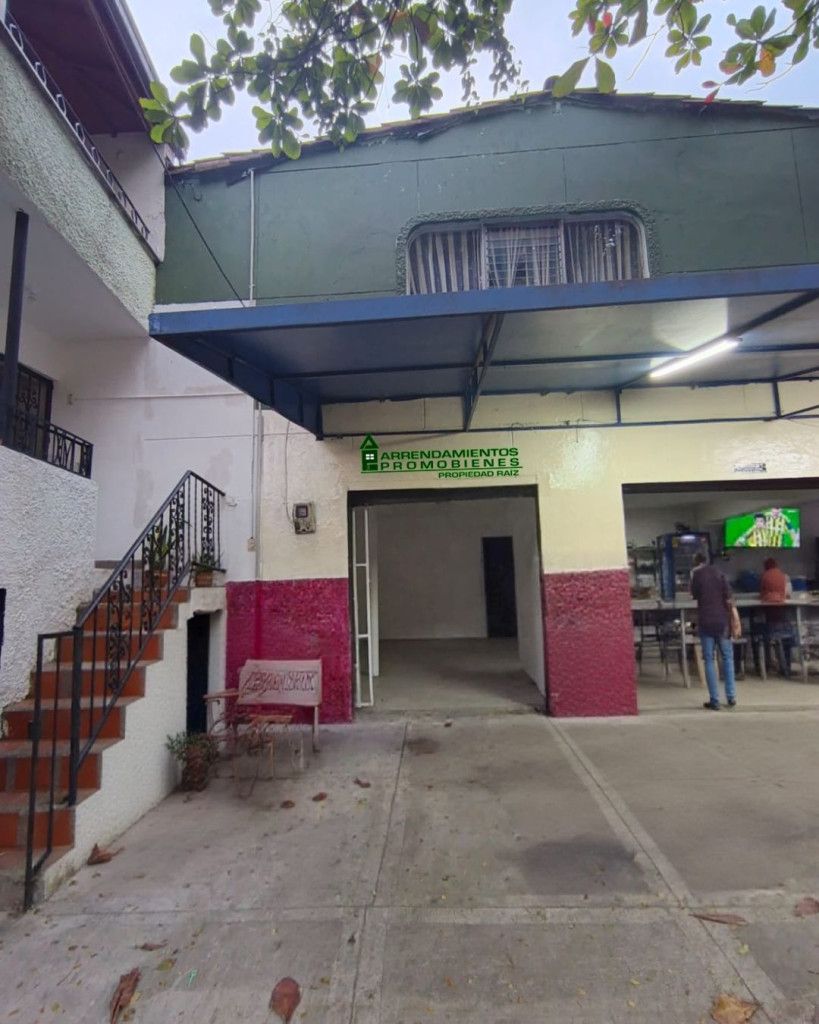 Local en arriendo Antioquia Medellín Las Mercedes 100 m2 Habitaciones 0 Baños 1 Garajes 0 Precio $2600000