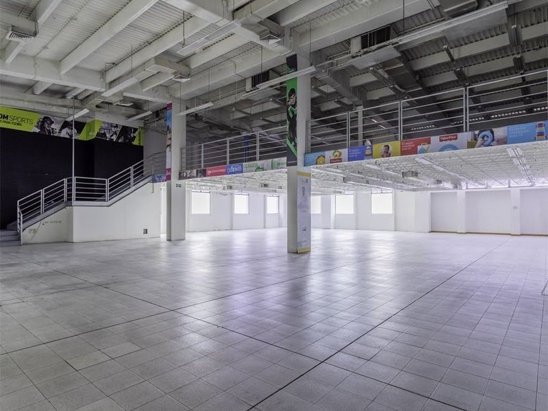 Local en venta Antioquia Medellín La Aguacatala 504 m2 Habitaciones 0 Baños 1 Garajes 0 Precio $7739000000