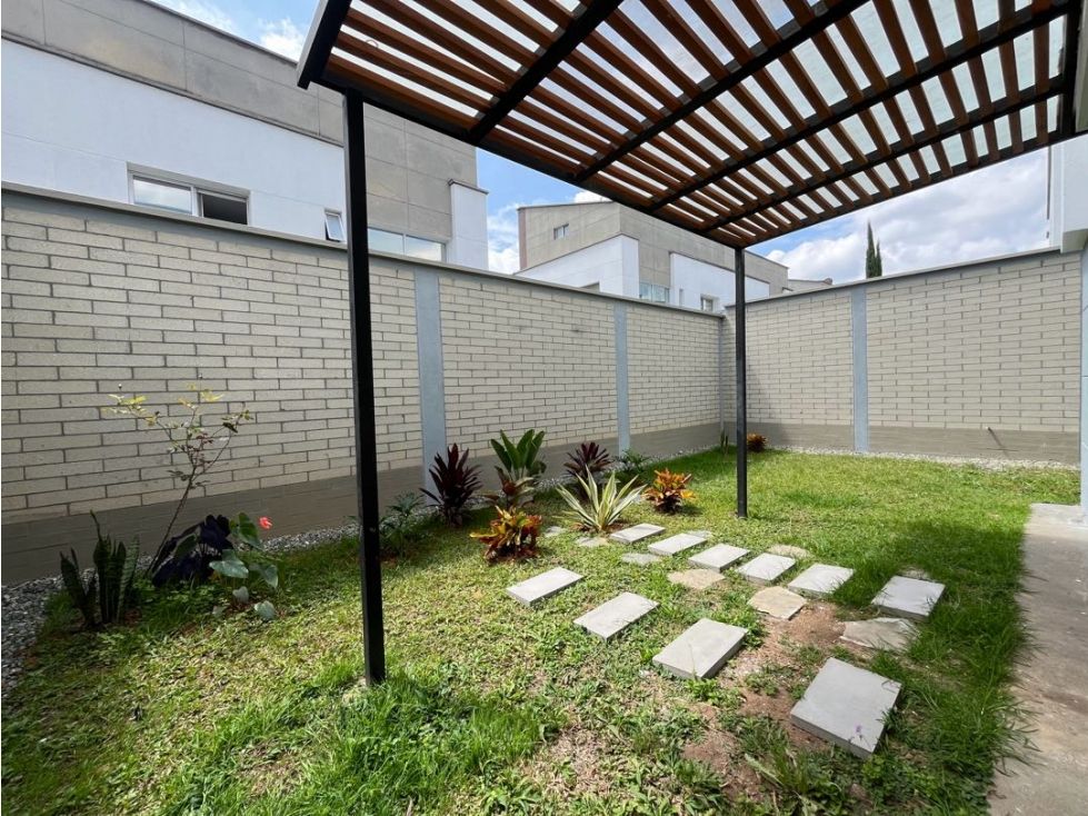 Casa en venta Antioquia Rionegro Rionegro 220 m2 Habitaciones 3 Baños 3 Garajes 2 Precio $1290000000