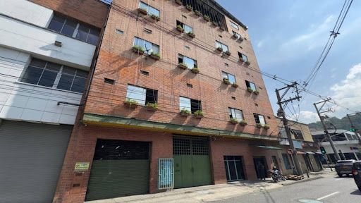 Bodega en arriendo Antioquia Medellín Perpetuo Socorro 3249 m2 Habitaciones 0 Baños 15 Garajes 0 Precio $135000000