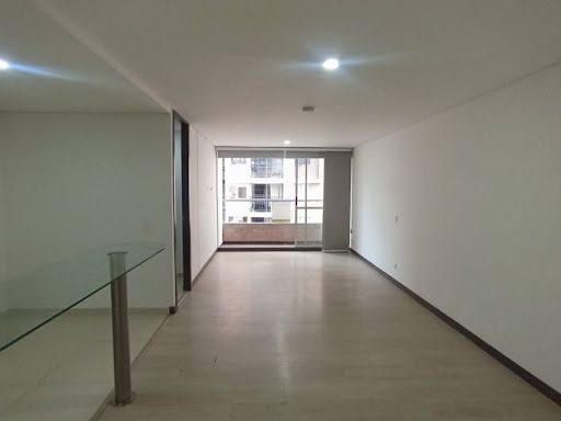 Apartaestudio en arriendo Antioquia Sabaneta Calle Larga 43 m2 Habitaciones 1 Baños 2 Garajes 1 Precio $1900000