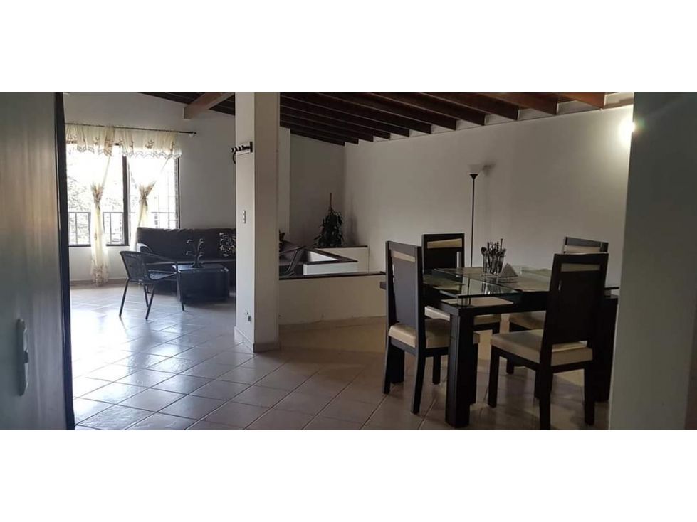 Casa en arriendo Antioquia Medellín Simon Bolivar 180 m2 Habitaciones 4 Baños 2 Garajes 0 Precio $3500000