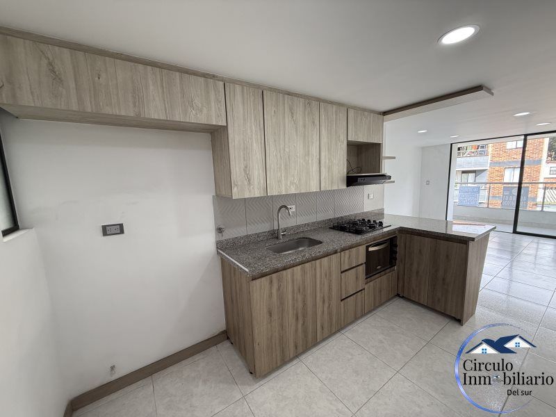 Apartamento en arriendo Antioquia Envigado La Paz 70 m2 Habitaciones 2 Baños 2 Garajes 0 Precio $2500000