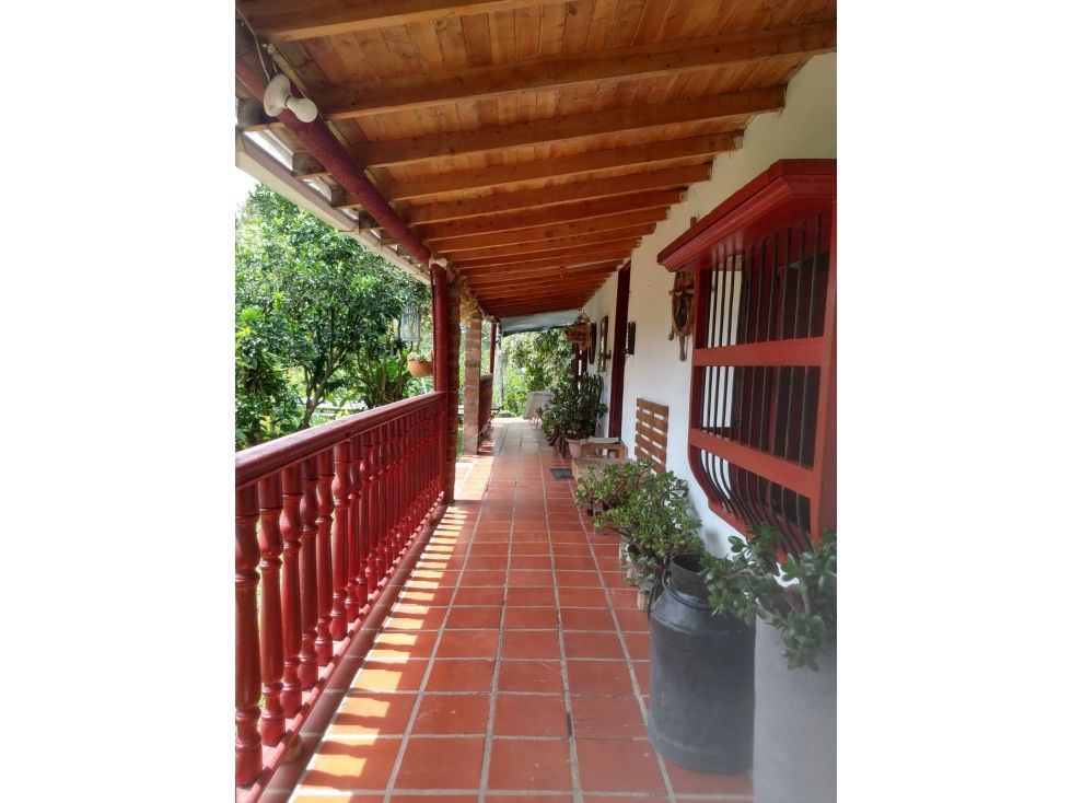Casa Campestre en venta Antioquia Peñol Peñol 3500 m2 Habitaciones 3 Baños 3 Garajes 0 Precio $400000000
