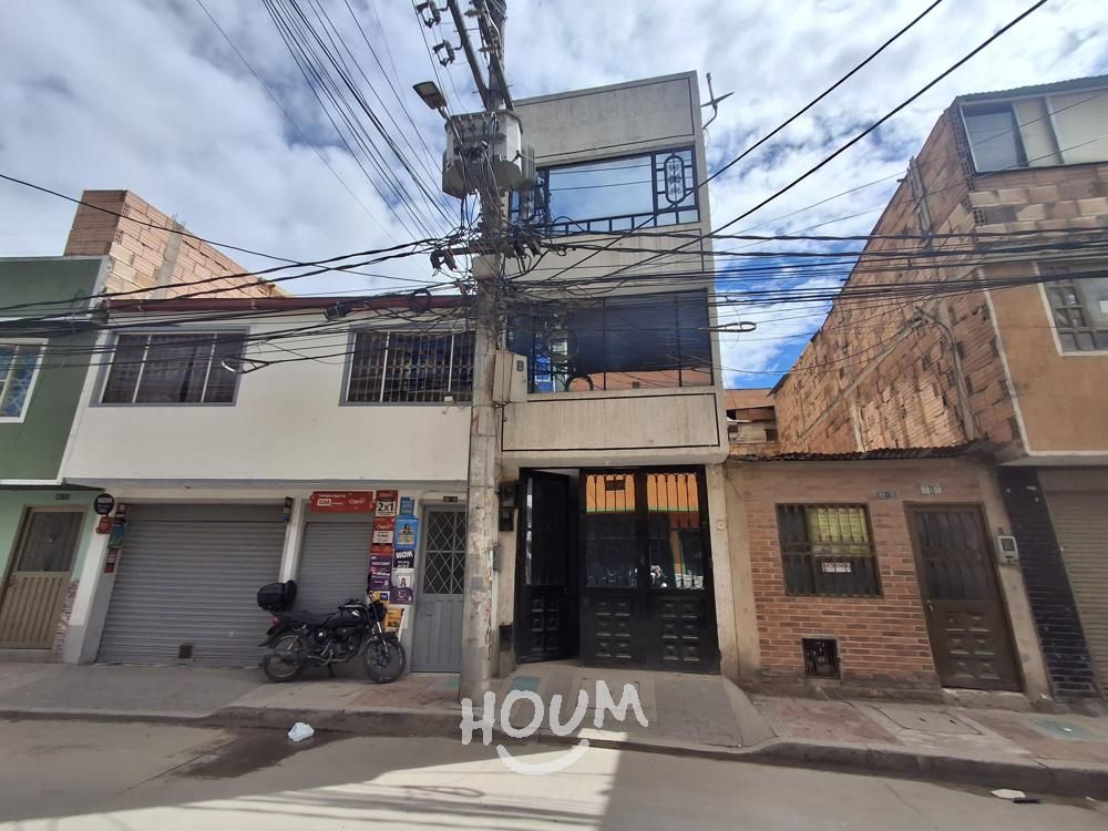 Casa en venta Cundinamarca Bogotá El Remanso 115 m2 Habitaciones 3 Baños 3 Garajes 2 Precio $230000000