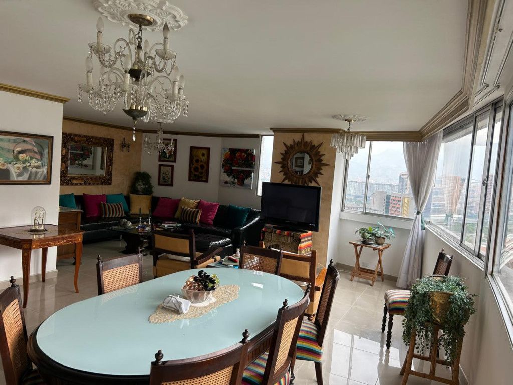 Apartamento en venta Antioquia Medellín Manila 105 m2 Habitaciones 3 Baños 4 Garajes 2 Precio $1250000000