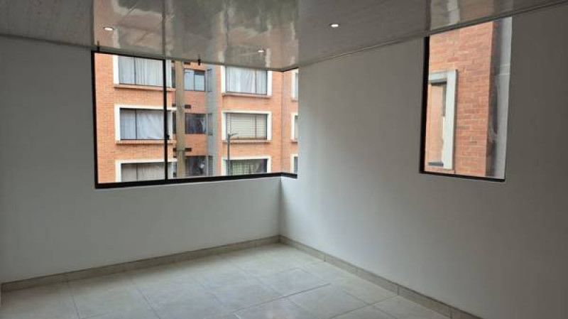 Apartamento en venta Cundinamarca Soacha Cr Palma Real 57 m2 Habitaciones 3 Baños 2 Garajes 0 Precio $179000000