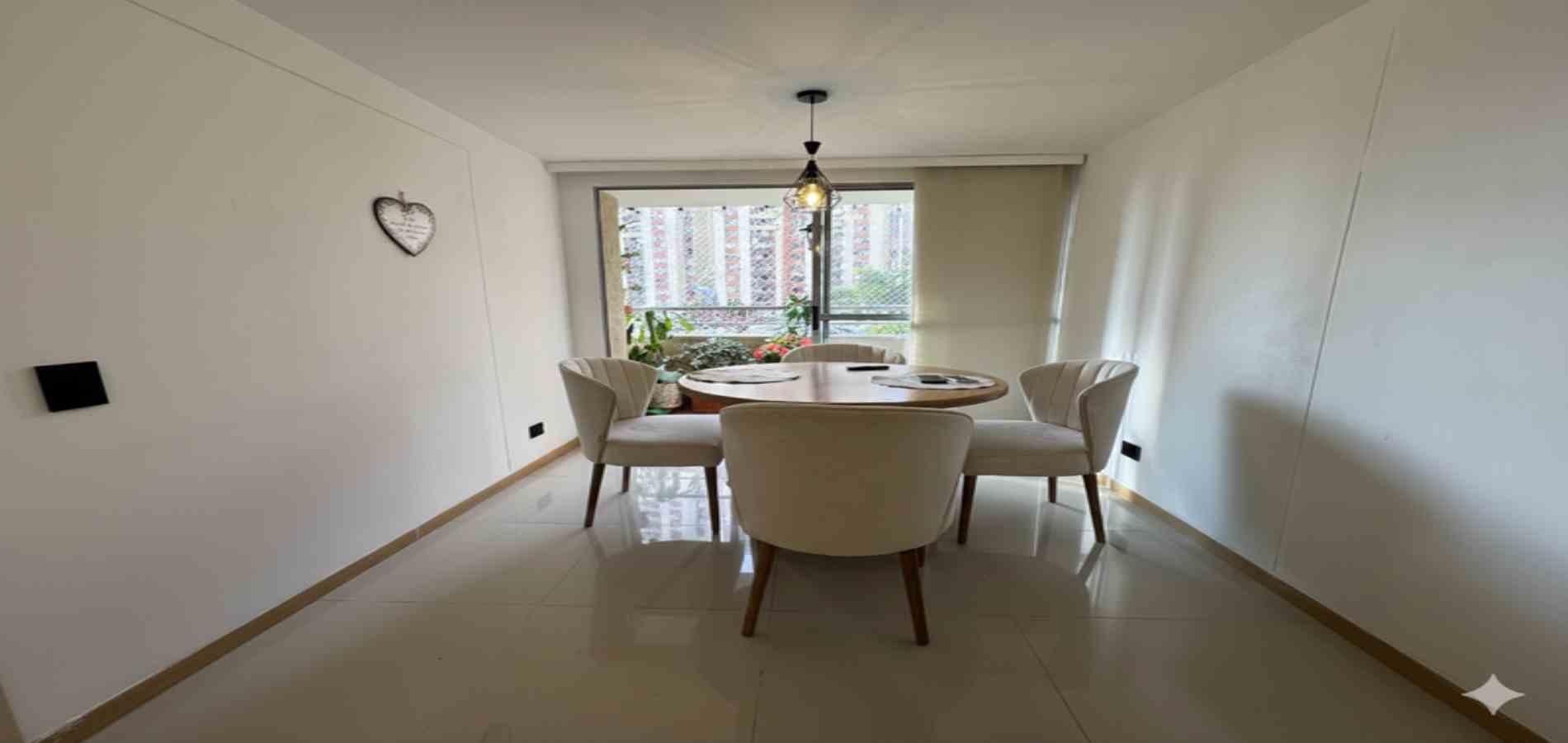 Apartamento en venta Antioquia Itagüí Cr Torres De Barcelona 76 m2 Habitaciones 3 Baños 2 Garajes 1 Precio $450000000