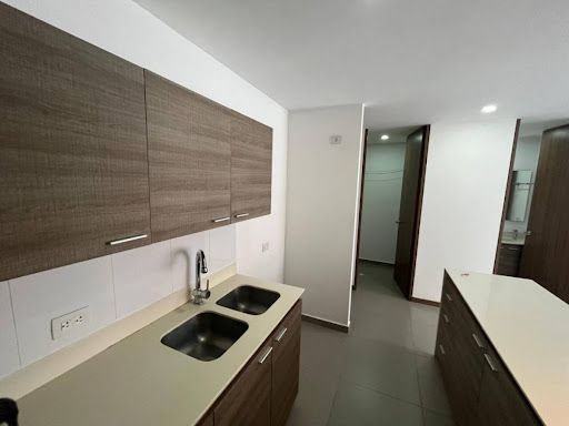 Apartaestudio en arriendo Antioquia Envigado Asd 70 m2 Habitaciones 1 Baños 2 Garajes 1 Precio $3000000