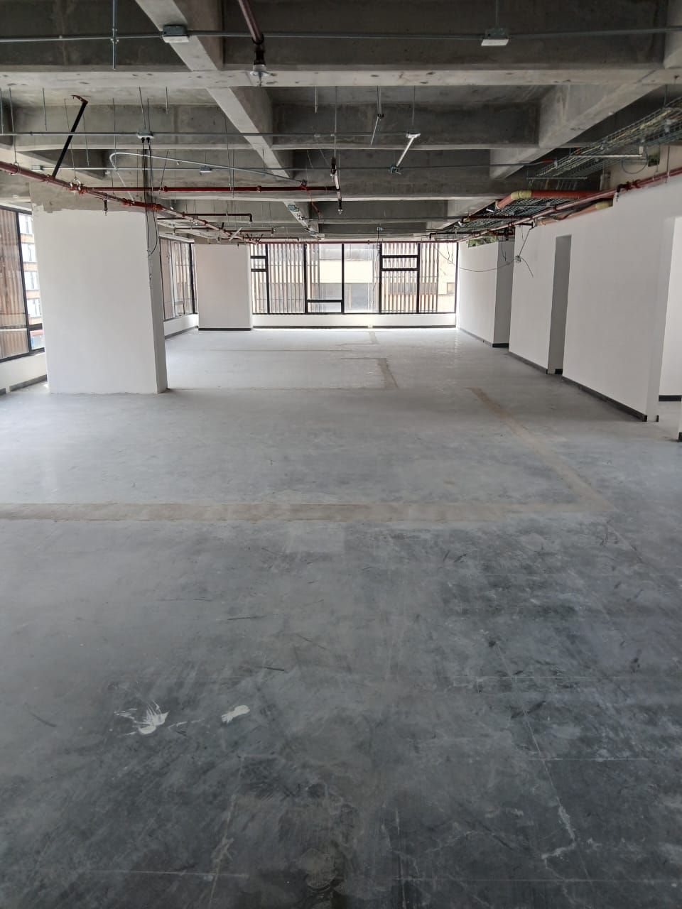 Edificio en arriendo Cundinamarca Bogotá Sucre 1577 m2 Habitaciones 0 Baños 8 Garajes 11 Precio $93680000